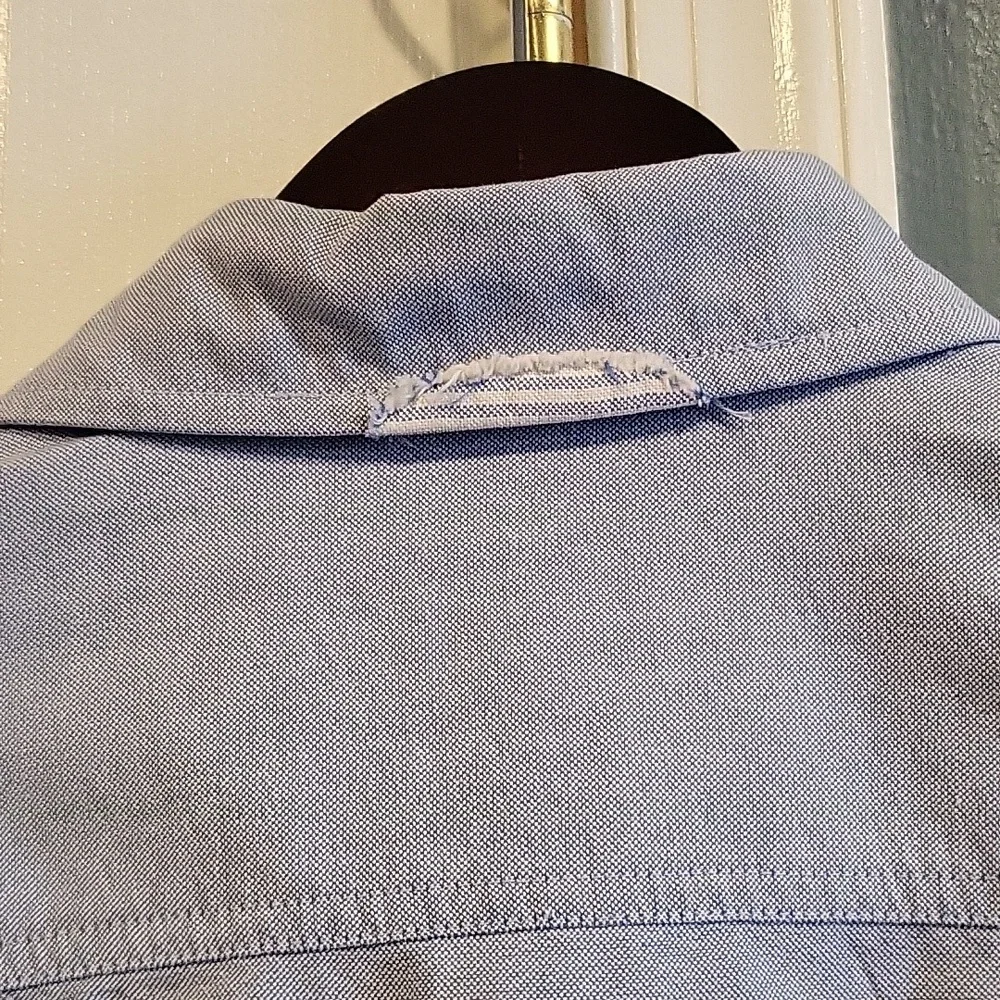 Button down - Picture 8 of 8